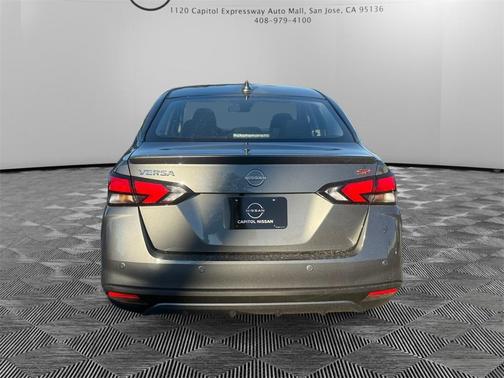 2025 Nissan Versa 1.6 SR