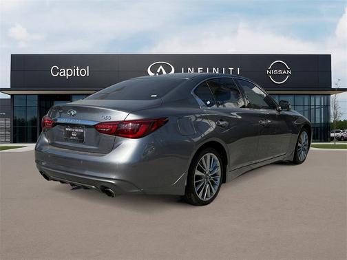 2022 INFINITI Q50 LUXE