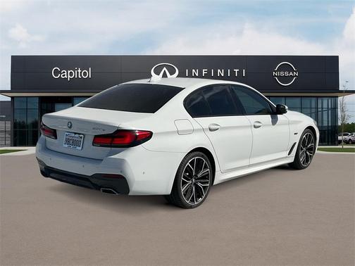2022 BMW 530e 530e