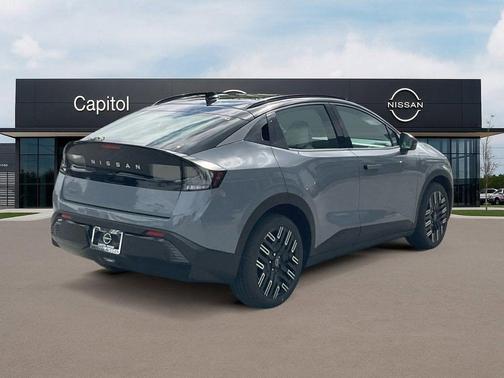 2026 Nissan Leaf PLAT+