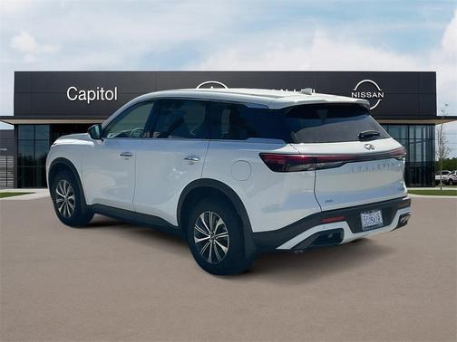 2025 INFINITI QX60 Pure
