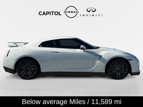 2016 Nissan GT-R Premium