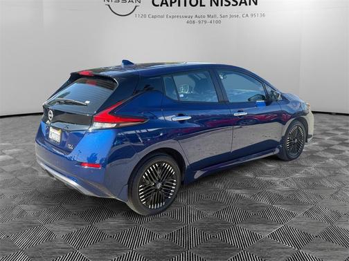 2023 Nissan Leaf SV PLUS