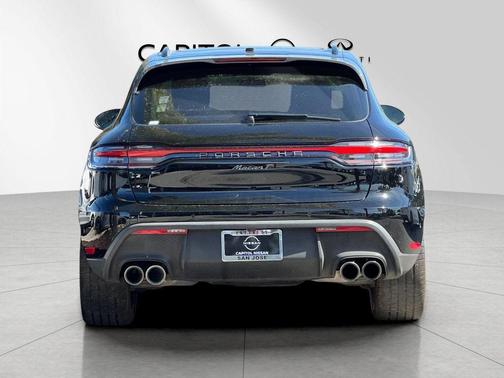 2023 Porsche Macan T