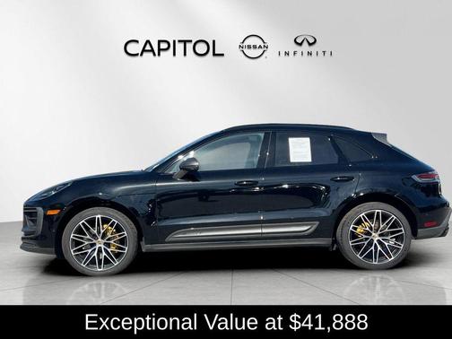 2023 Porsche Macan T