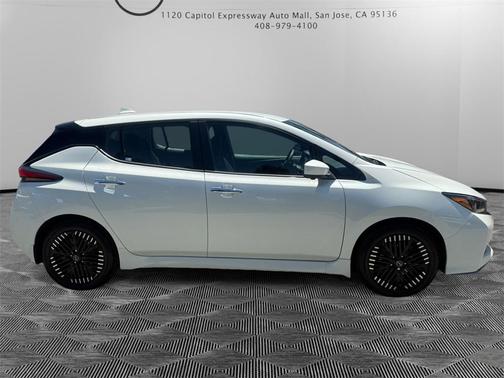 2024 Nissan Leaf SV PLUS