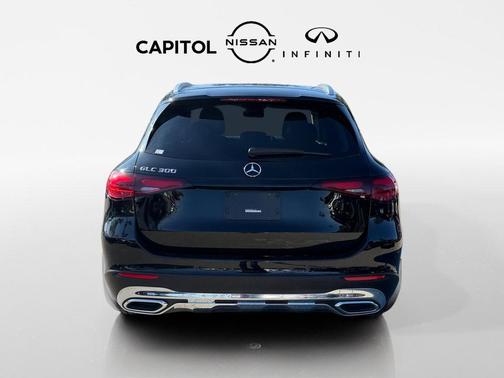 2024 Mercedes-Benz GLC 300 Base