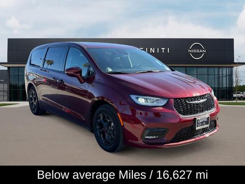 2022 Chrysler Pacifica Hybrid Limited