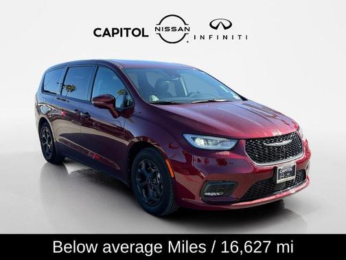 2022 Chrysler Pacifica Hybrid Limited