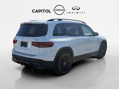 Polar White 2022 Mercedes-Benz GLB 250 Base 4MATIC