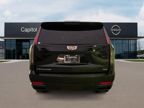 2023 Cadillac Escalade Sport