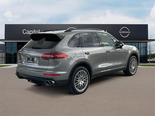 2017 Porsche Cayenne S