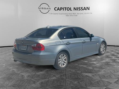 2006 BMW 325 i