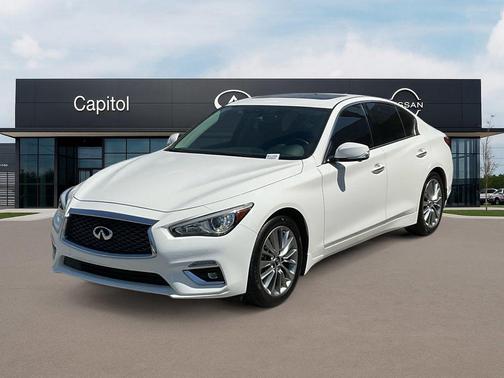 2022 INFINITI Q50 LUXE