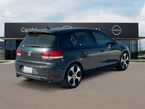 2011 Volkswagen GTI 2-Door