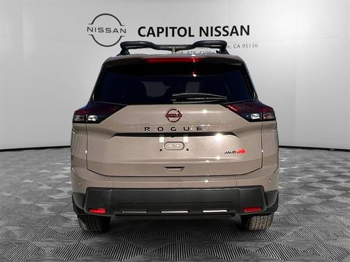 2025 Nissan Rogue Rock Creek