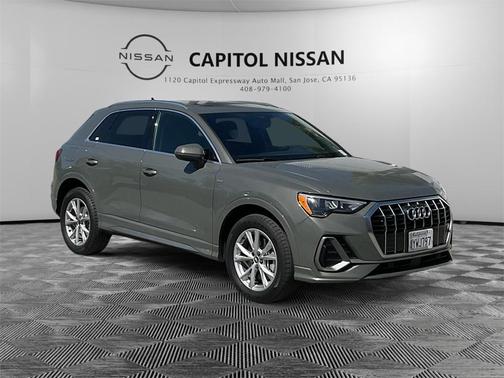 2022 Audi Q3 45 S line Premium