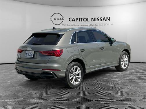 2022 Audi Q3 45 S line Premium