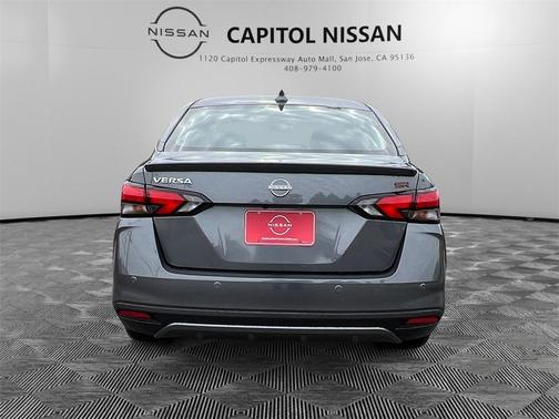 2025 Nissan Versa 1.6 SR