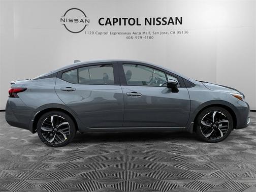 2025 Nissan Versa 1.6 SR