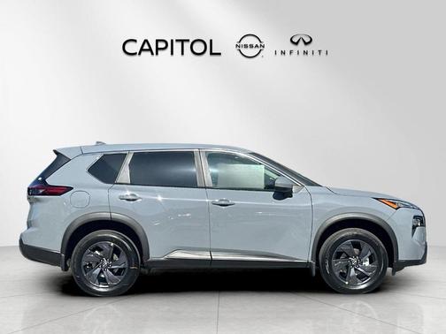 Boulder Gray Metallic 2026 Nissan Rogue SV