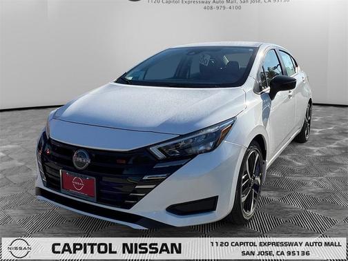 2025 Nissan Versa 1.6 SR