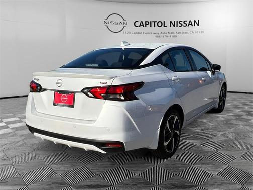2025 Nissan Versa 1.6 SR