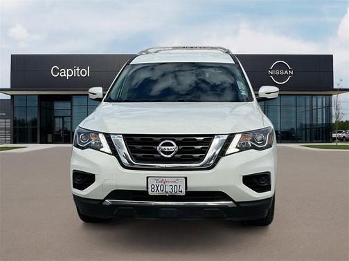 2020 Nissan Pathfinder S