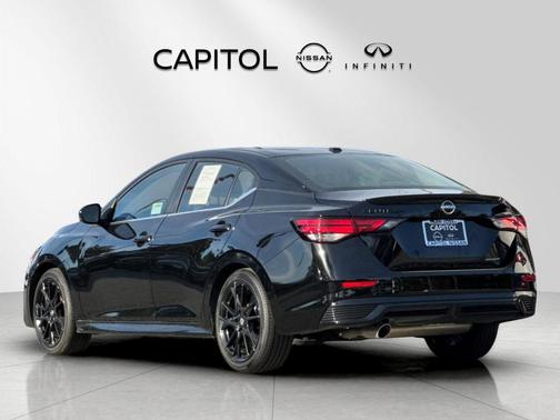 Black 2025 Nissan Sentra SR