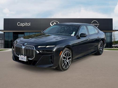 2024 BMW 740 i