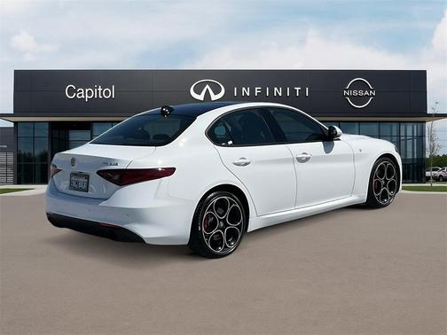 2022 Alfa Romeo Giulia Ti