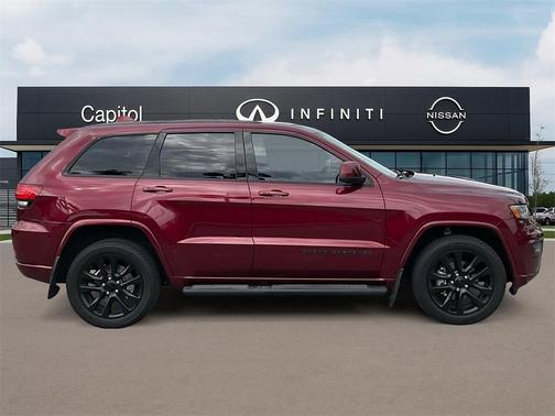 2017 Jeep Grand Cherokee Altitude