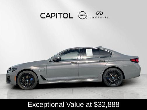 2022 BMW 530e 530e