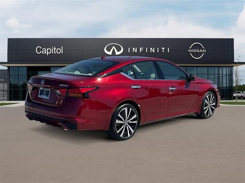 2020 Nissan Altima 2.5 Platinum