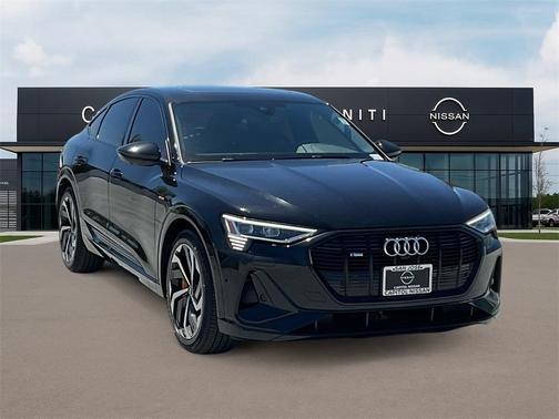 2022 Audi e-tron S line Premium