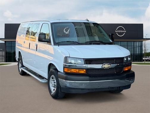 2024 Chevrolet Express 2500 Work Van