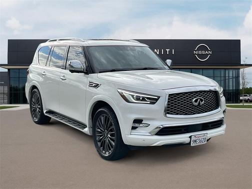 2023 INFINITI QX80 SENSORY