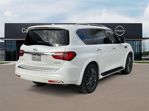 2023 INFINITI QX80 SENSORY