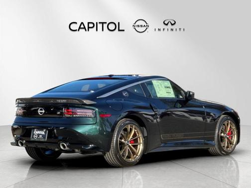 Dark Bluish Green Metallic 2026 Nissan Z performance