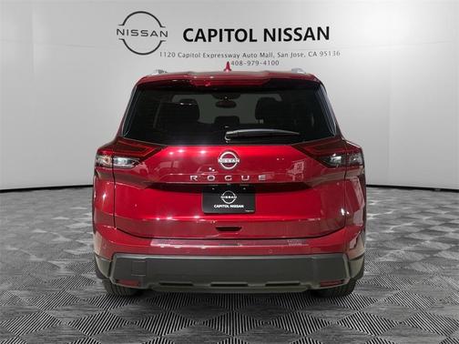 2025 Nissan Rogue SV