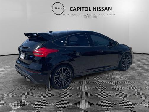 2017 Ford Focus RS Base