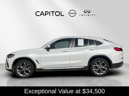 Mineral White Metallic 2023 BMW X4 xDrive30i