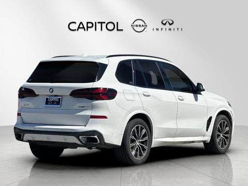Alpine White 2026 BMW X5 sDrive40i