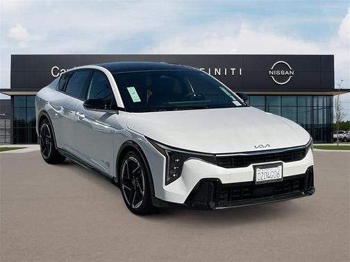 2025 Kia K4 GT-Line