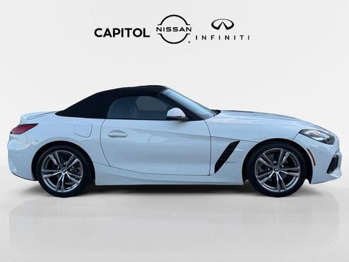 2025 BMW Z4 sDrive30i