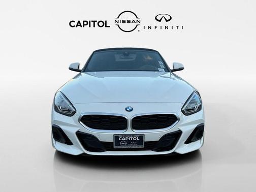 2025 BMW Z4 sDrive30i