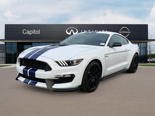2016 Ford Shelby GT350 Base