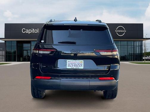 2021 Jeep Grand Cherokee L Laredo