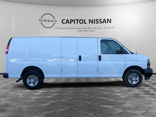 2022 Chevrolet Express 2500 Work Van