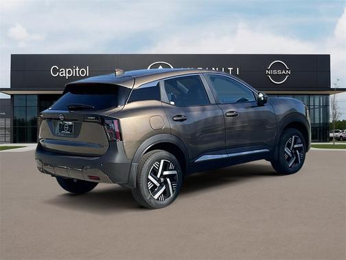 2025 Nissan Kicks SV